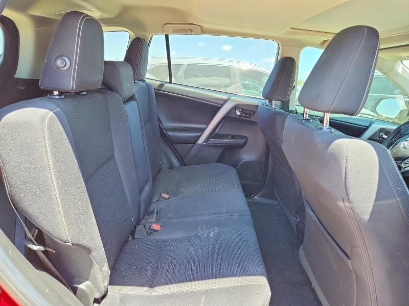 2018 TOYOTA RAV4 XLE 10