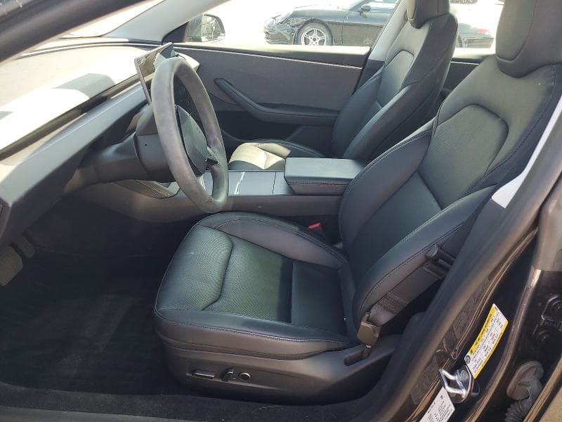 2025 TESLA MODEL 3 7