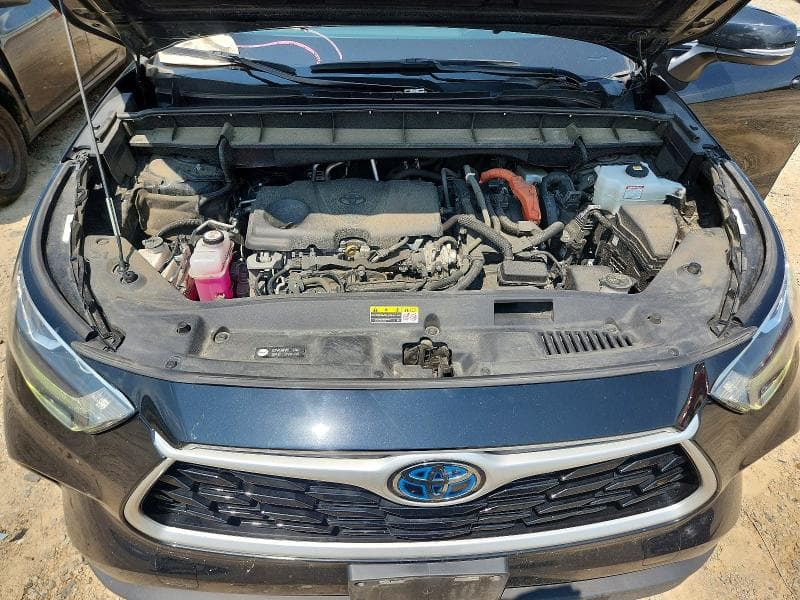 2023 TOYOTA HIGHLANDER HYBRID BRONZE EDITION 12