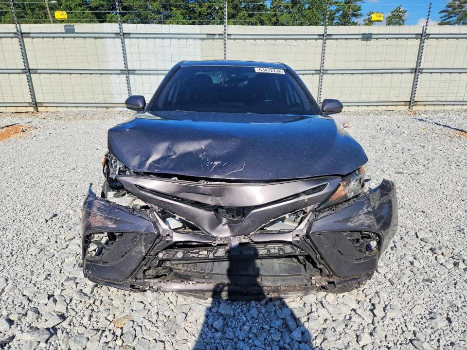 2021 TOYOTA CAMRY SE 5