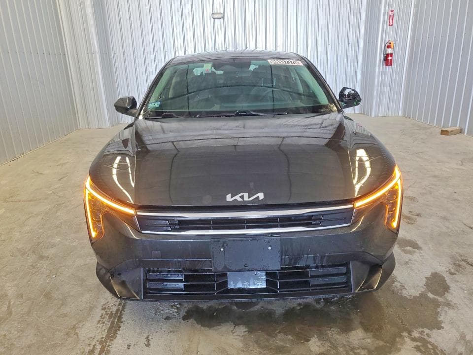 2025 KIA K4 LXS 5