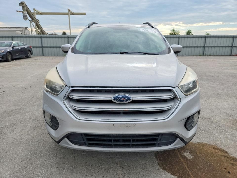 2018 FORD ESCAPE SE 5