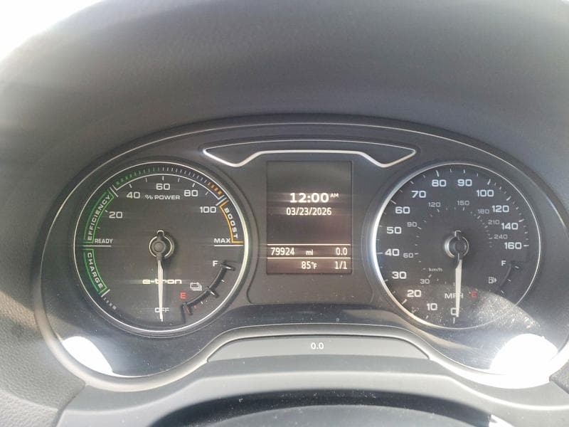 2017 AUDI A3 E-TRON PREMIUM 9