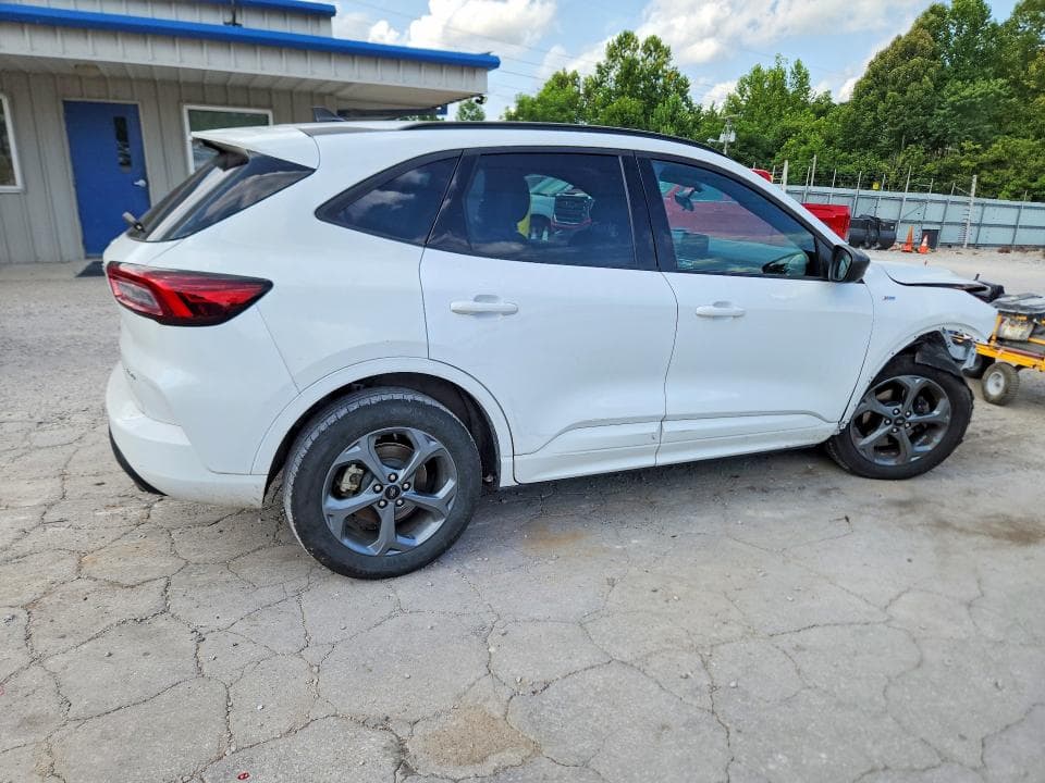 2023 FORD ESCAPE ST LINE 3