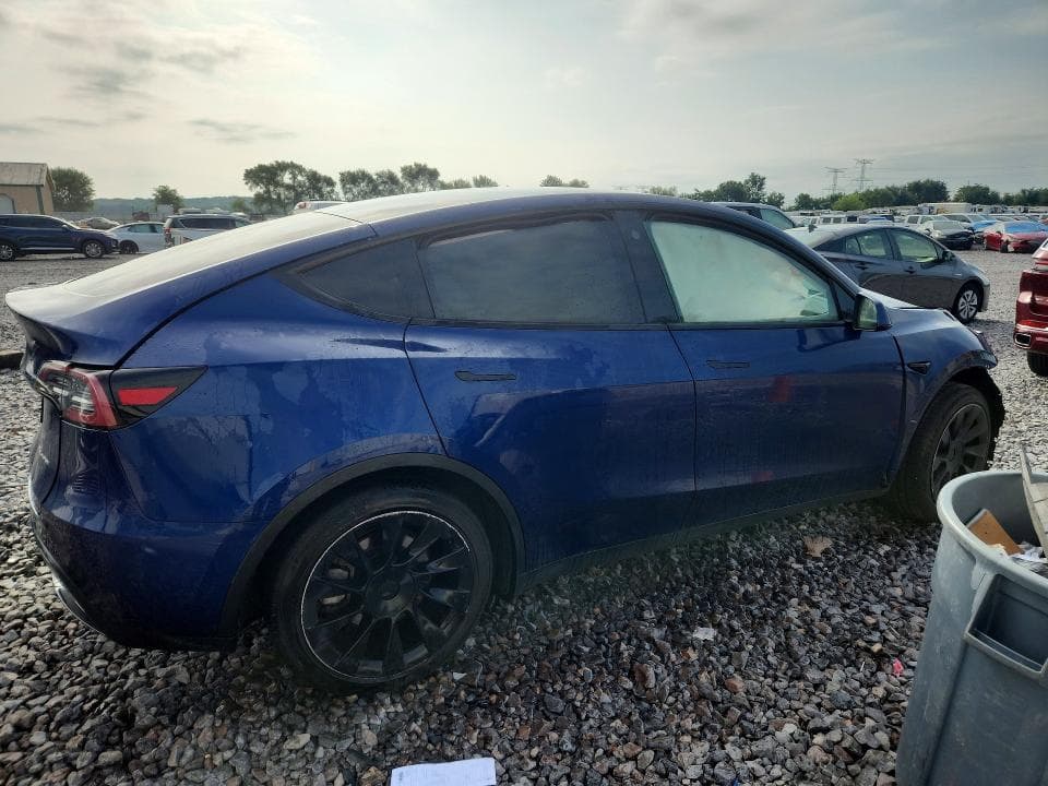 2023 TESLA MODEL Y 3