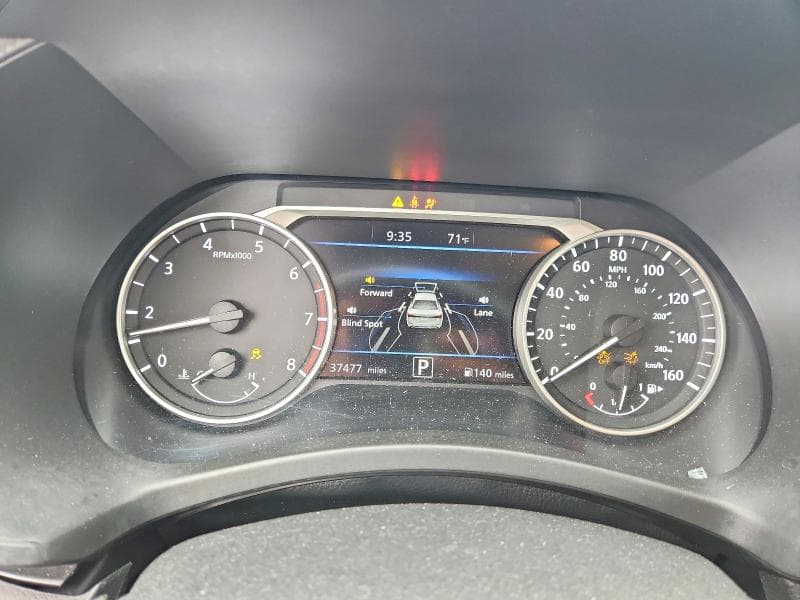 2025 NISSAN SENTRA SR 9