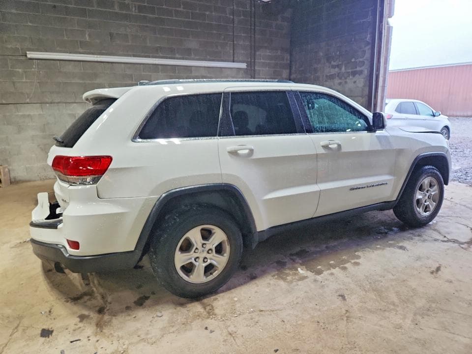 2017 JEEP GRAND CHEROKEE LAREDO 3