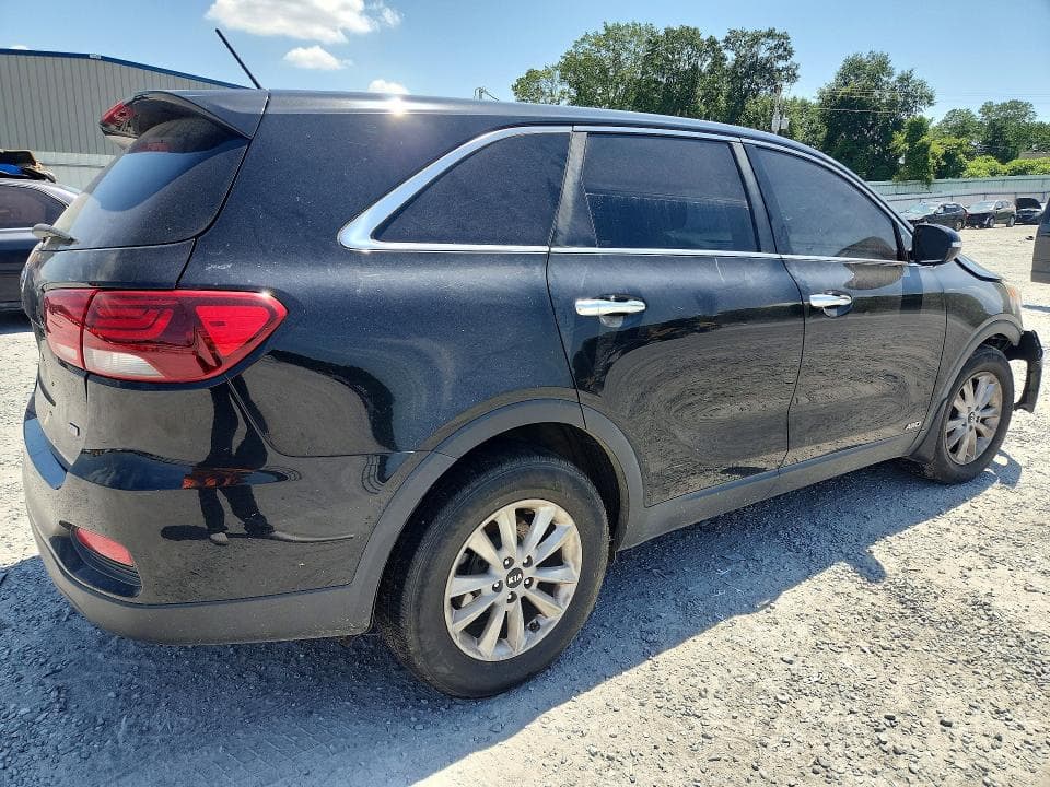 2019 KIA SORENTO LX 3