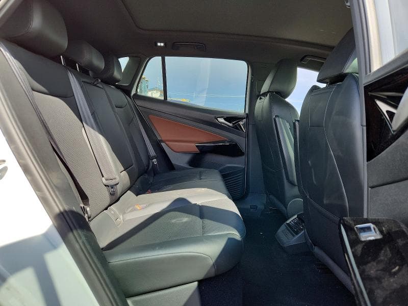 2021 VOLKSWAGEN ID.4 PRO S 10
