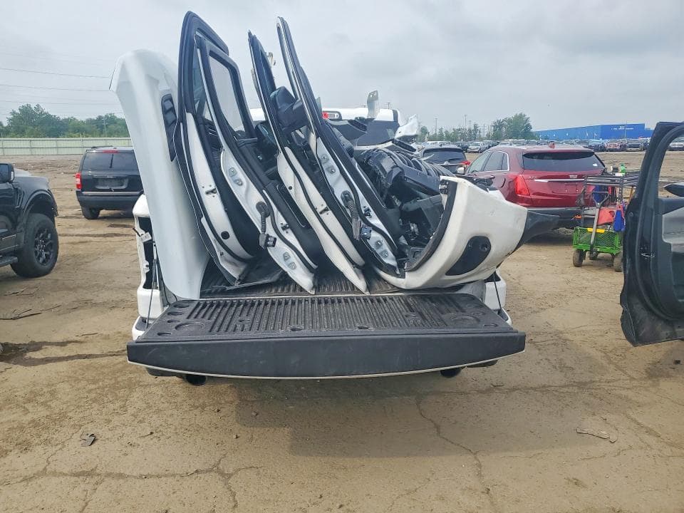 2023 RAM 1500 LARAMIE 6