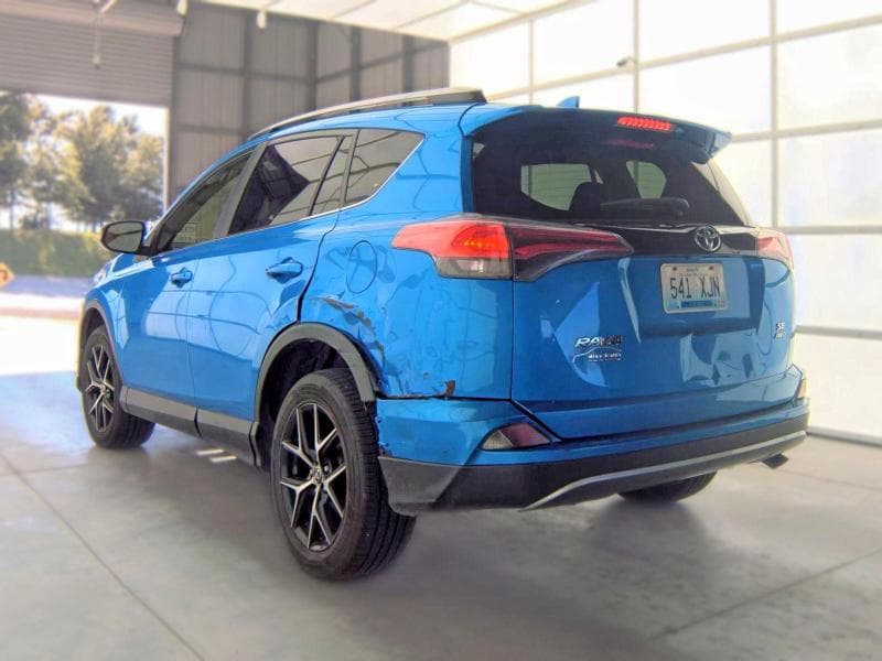 2017 TOYOTA RAV4 SE 3