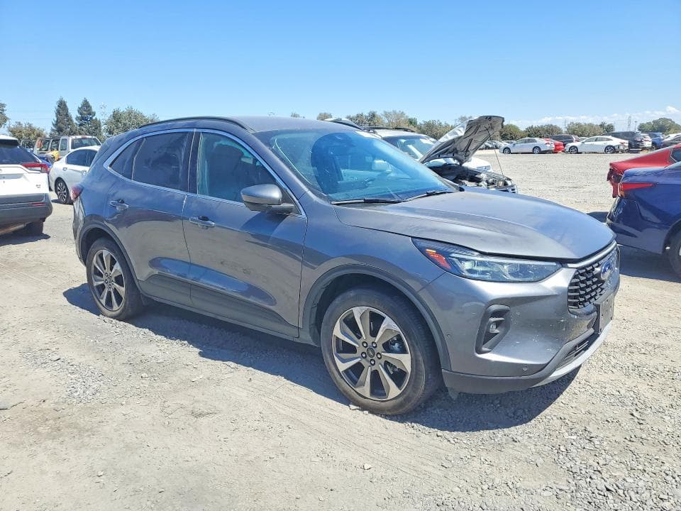 2024 FORD ESCAPE PLATINUM 4