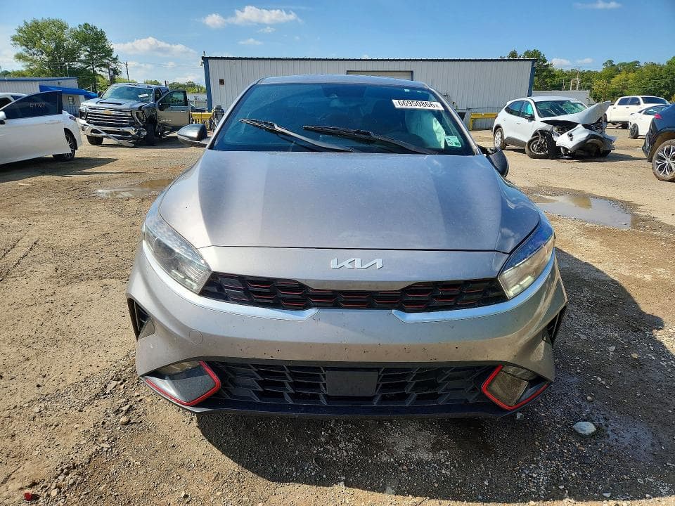 2024 KIA FORTE GT LINE 5