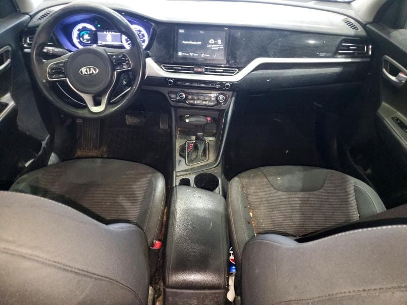 2021 KIA NIRO LX 8