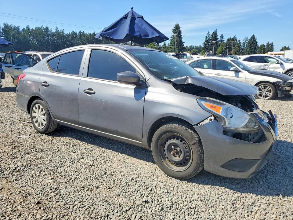 2018 NISSAN VERSA S 4