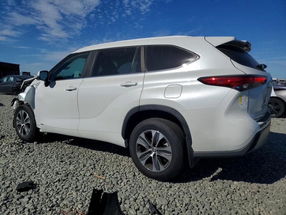 2023 TOYOTA HIGHLANDER HYBRID XLE 2
