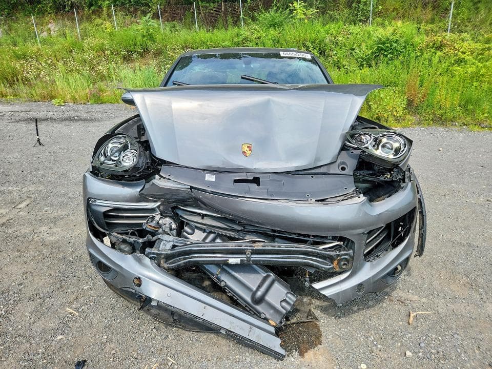 2017 PORSCHE CAYENNE 5