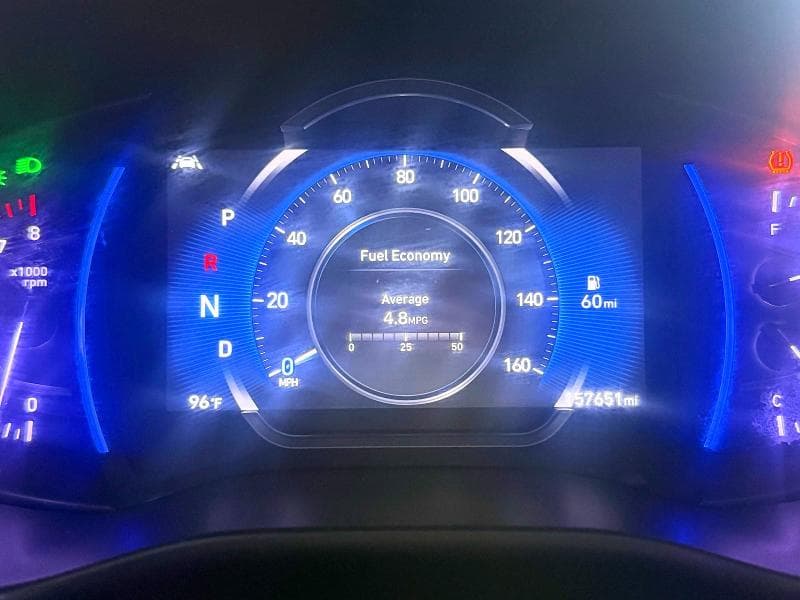 2020 HYUNDAI SANTA FE SEL 8
