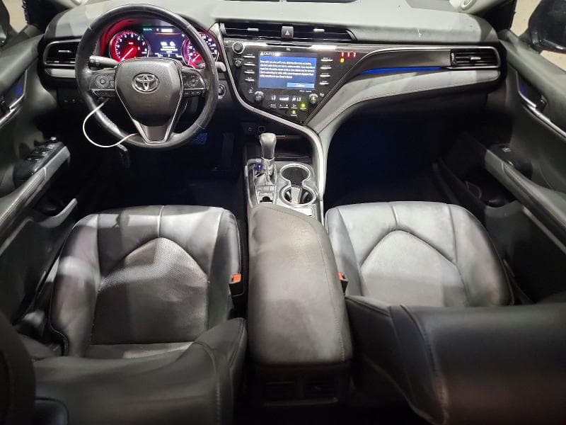 2019 TOYOTA CAMRY XSE 8