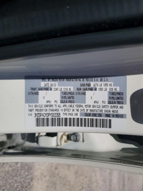 2023 MAZDA 3 PREFERRED 12