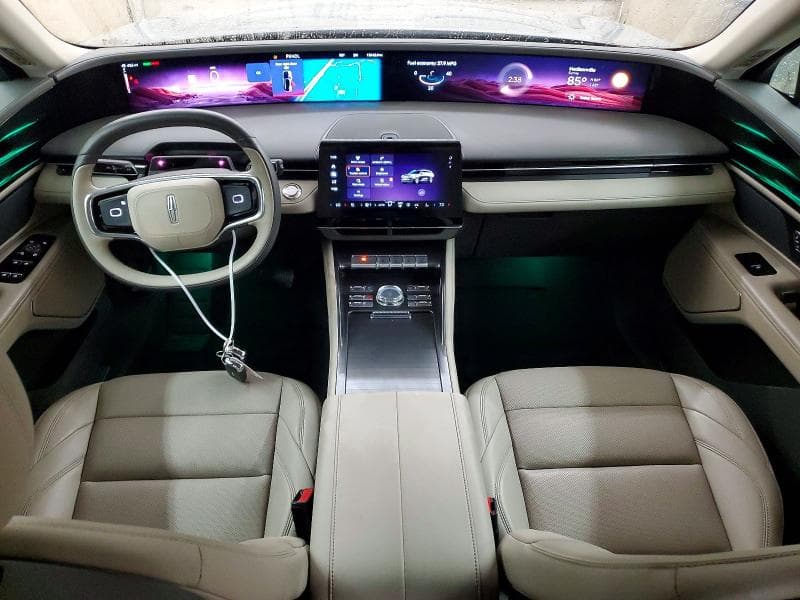 2025 LINCOLN NAUTILUS PREMIERE 8