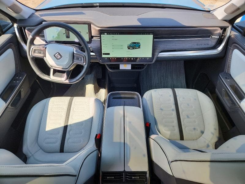 2026 RIVIAN R1S ADVENTURE 8
