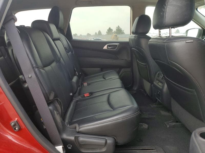 2017 NISSAN PATHFINDER PLATINUM 11