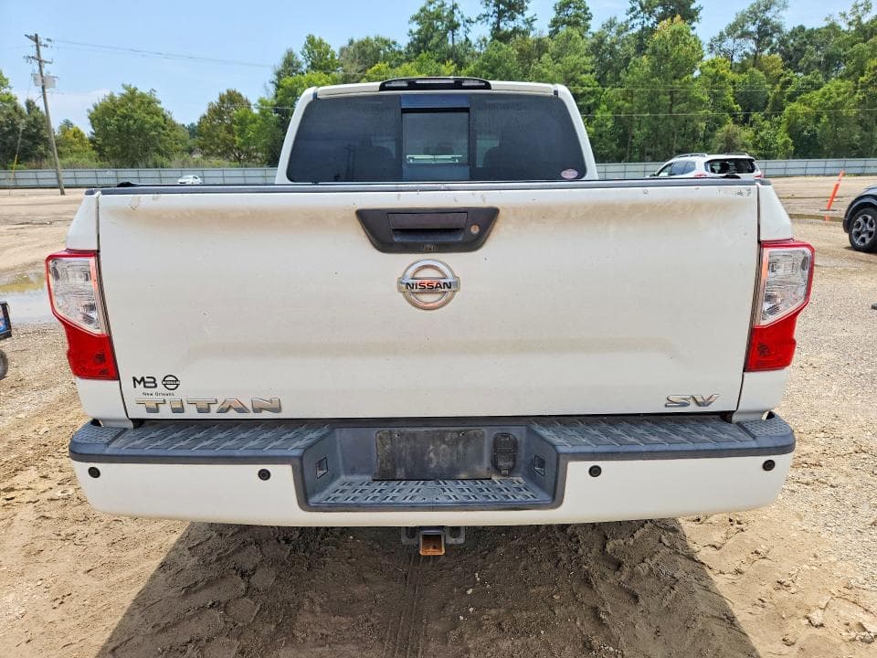 2017 NISSAN TITAN S 6