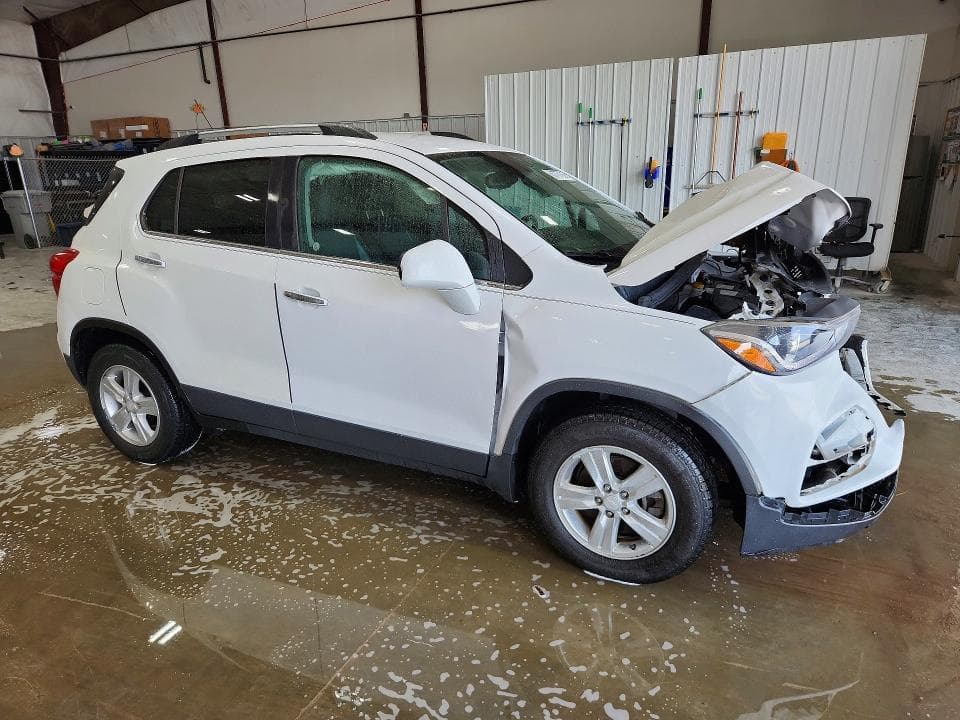 2017 CHEVROLET TRAX 1LT 4