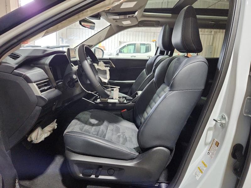 2025 MITSUBISHI OUTLANDER SE 7