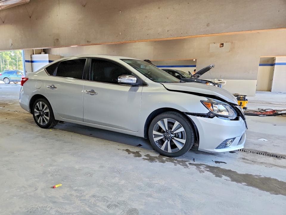 2019 NISSAN SENTRA SL 4