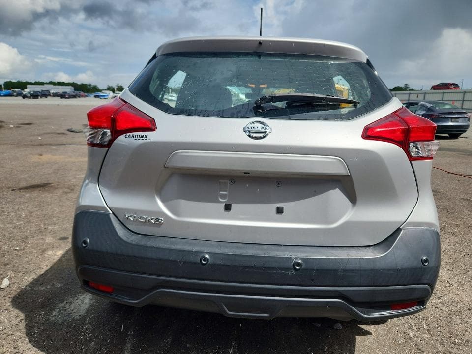 2020 NISSAN KICKS S 6