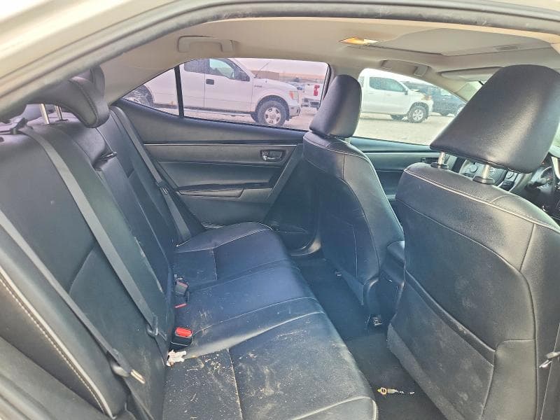 2017 TOYOTA COROLLA XLE 10