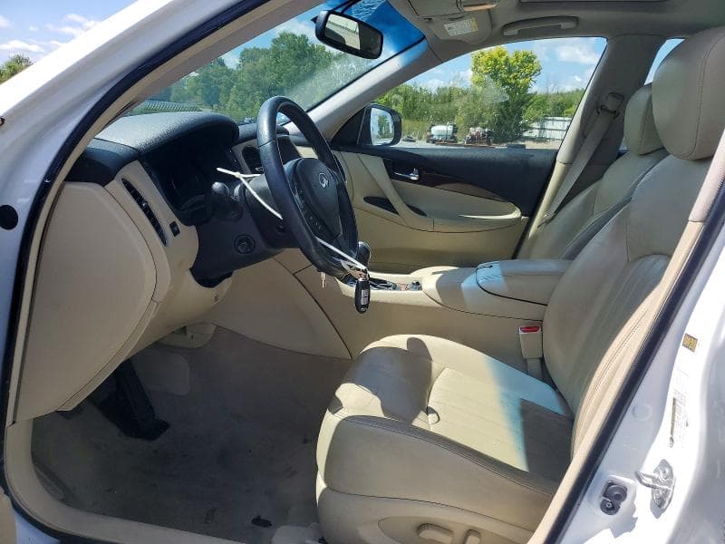 2017 INFINITI QX50 BASE 7