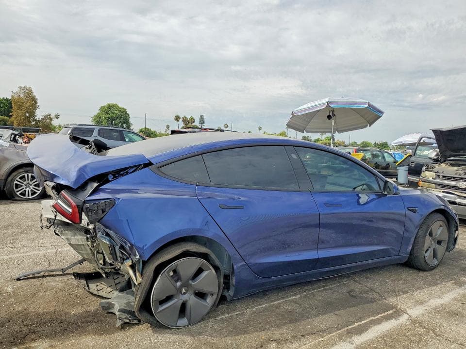 2022 TESLA MODEL 3 3