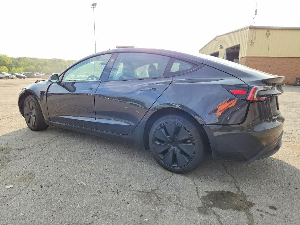 2024 TESLA MODEL 3 2