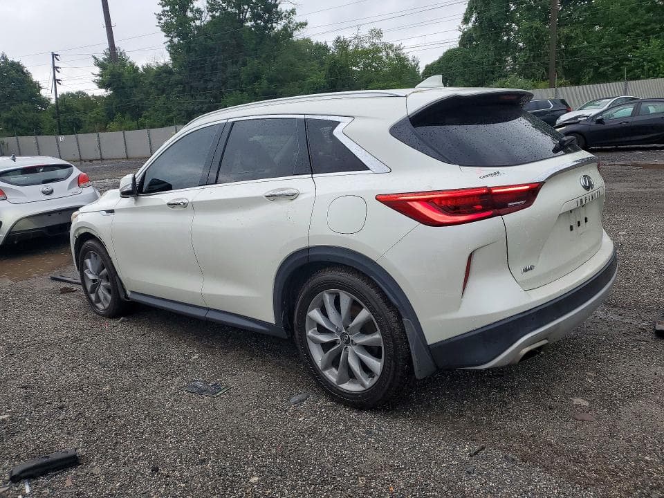 2021 INFINITI QX50 LUXE 2