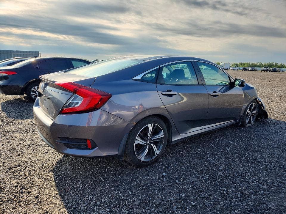 2018 HONDA CIVIC EX 3