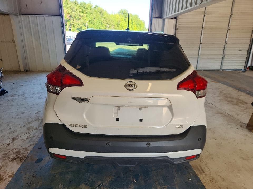 2020 NISSAN KICKS SR 6