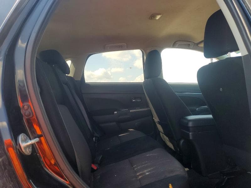 2019 MITSUBISHI OUTLANDER SPORT ES 11