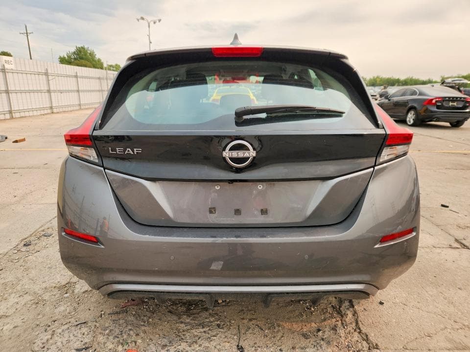 2025 NISSAN LEAF S 6