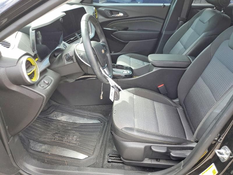 2025 CHEVROLET TRAX 1LT 7
