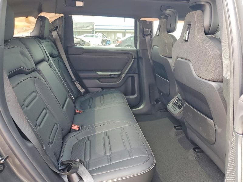2027 RIVIAN R2 PERFORMANCE 11