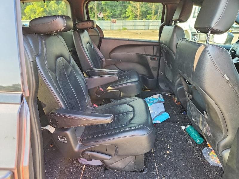 2018 CHRYSLER PACIFICA TOURING L 11