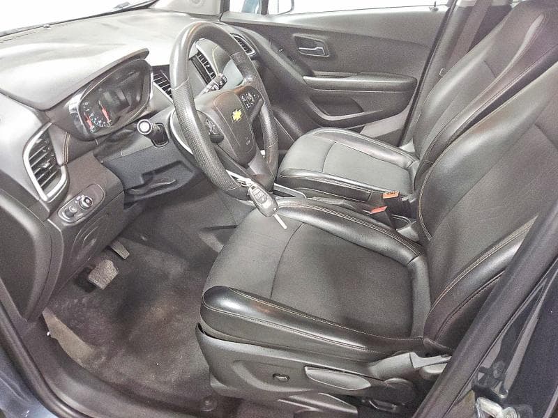 2021 CHEVROLET TRAX 1LT 7