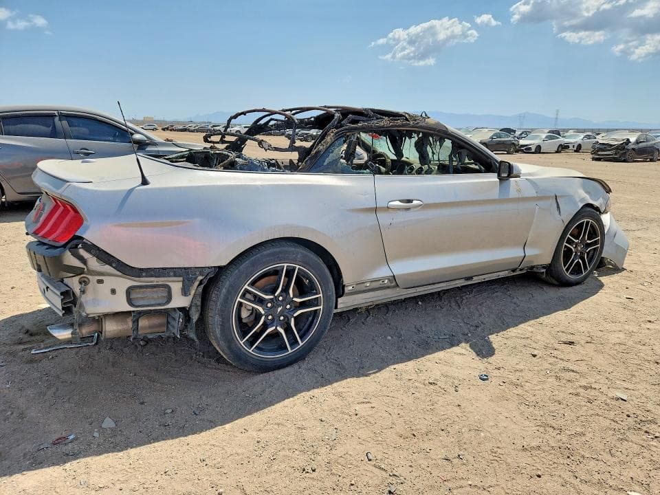 2020 FORD MUSTANG 3