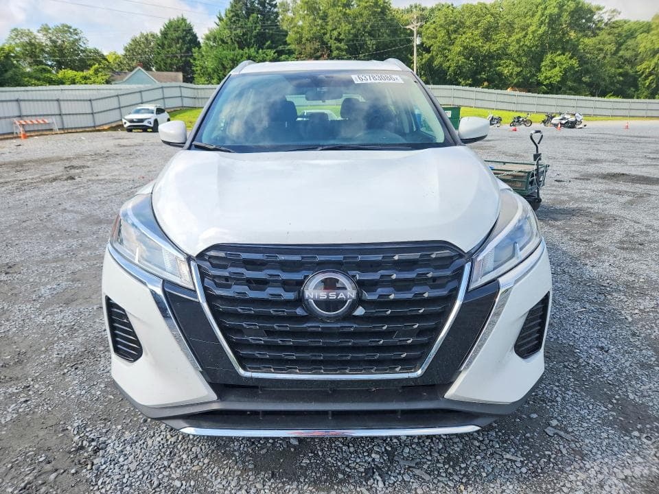 2022 NISSAN KICKS SV 5