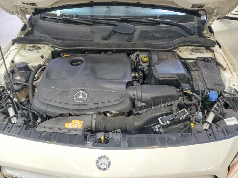 2017 MERCEDES-BENZ GLA 250 12