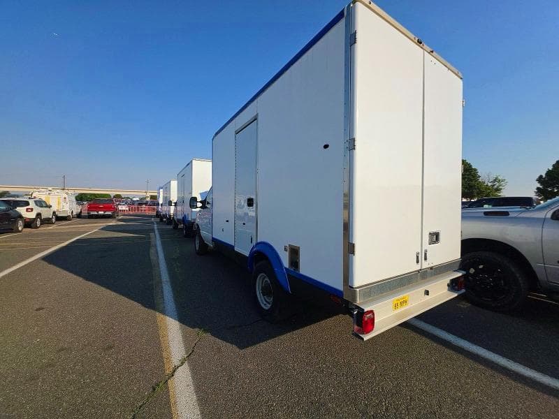 2024 FORD ECONOLINE E350 SUPER DUTY CUTAWAY VAN 3
