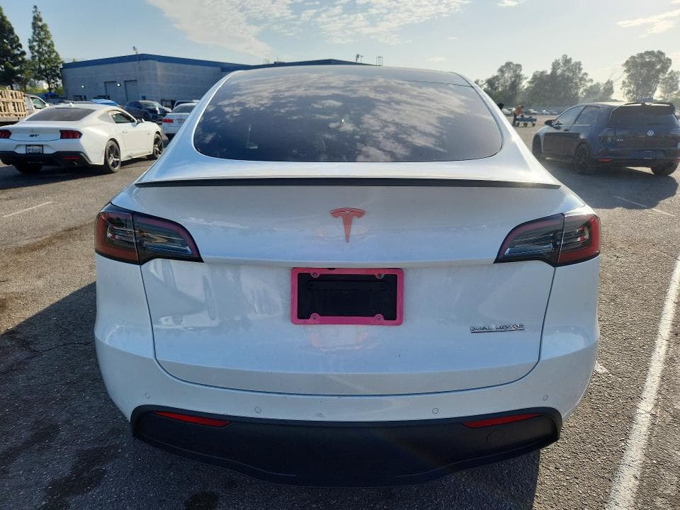 2022 TESLA MODEL Y 6